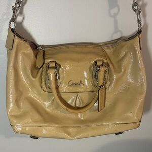 Vintage Coach Beige Leather Shoulder Bag